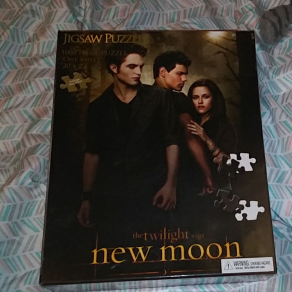 1000 piece Twilight puzzle
